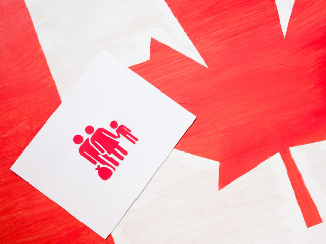 White card with family icon on canadian flag immi 2021 09 03 07 30 28 utc